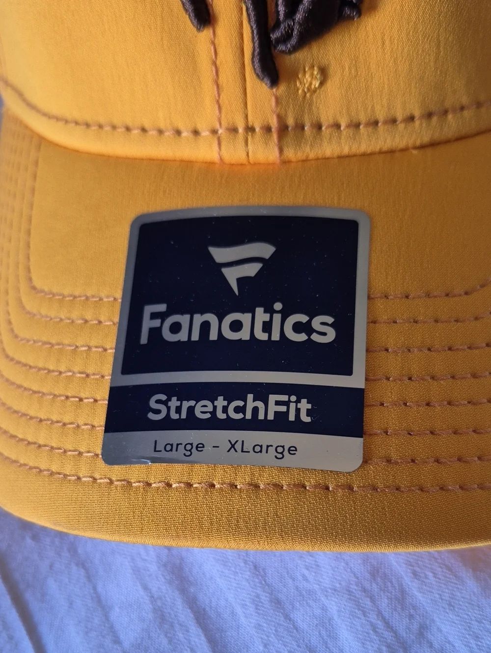 Fanatics University of Wyoming Cowboys Flexfit Large/XL Hat - New - Picture 3 of 11